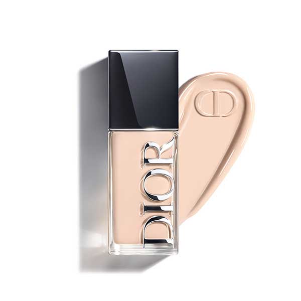 ディオールフォーエヴァー　フルイド　グロウ リキッドファンデ　新品未使用 Christian Dior（クリスチャン・ディオール） Dior ディオール