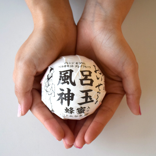 風呂神玉 蜂蜜入り / おいせさん(入浴剤, 入浴剤・バスソルト)の通販 風呂神玉 蜂蜜入り / おいせさん(入浴剤, 入浴剤・バスソルト)の通販