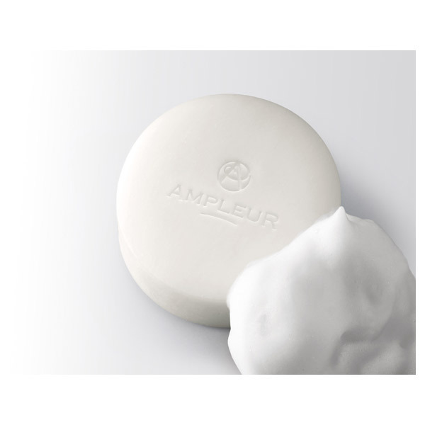 ブライトニングバー / 80g / 本体 / 濃密しっとり泡 1