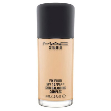 最新発見ベースメイクスタジオ フィックス フルイッド SPF 15 / M・A・C(マック)(リキッド