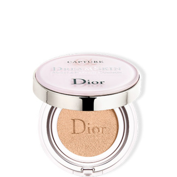 dior カプチュールドリームスキンモイストクッション 010