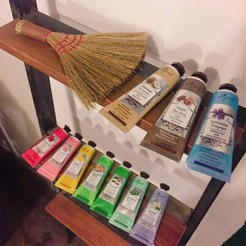 カップルセット23 ナチュラル ハンドクリーム ラクシャリー 03