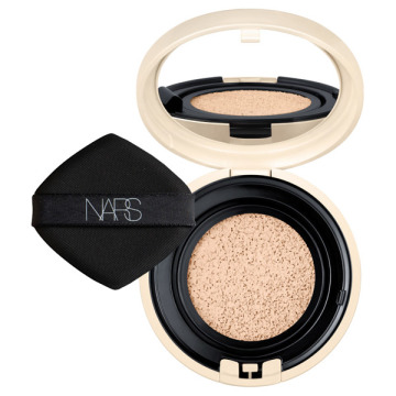 NARS ピュアラディアントプロテクション アクアティックグロー クッションファンデーション SPF50+／PA+++