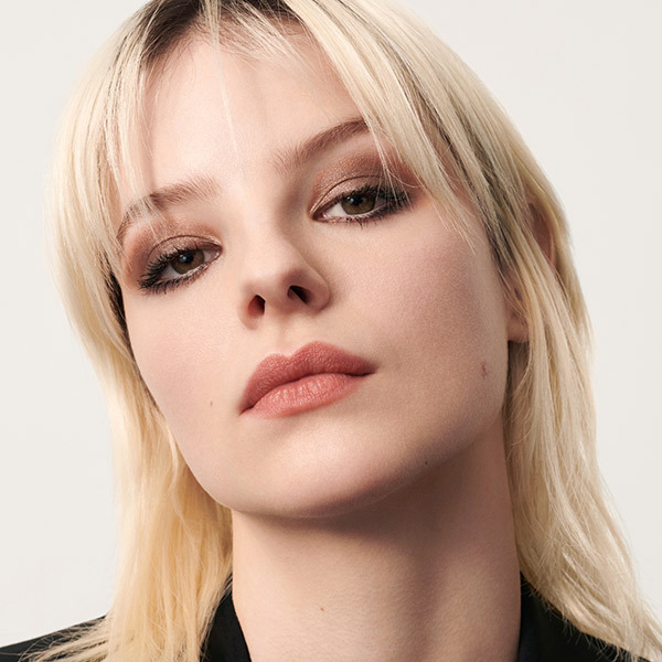 ベルベットクラッシュ / イヴ・サンローラン(パウダーアイシャドウ