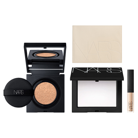 最高品質の NARS ファンデーション&パウダー セット - リキッド 最高品質の NARS ファンデーション&パウダー セット - リキッド