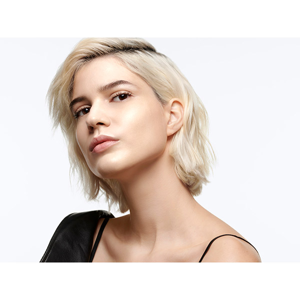 ラディアント タッチ グロウパクト / SPF50+ / PA++++ / BR20 / 12g / 本体 1