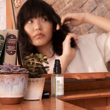 グレープシード グロッシング ヘアセラム 02