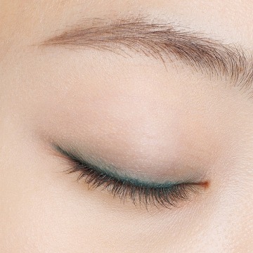 SMOOTH COLOR EYELINER 05