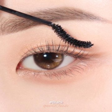 Tiny Monster Mascara 02