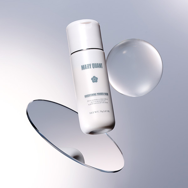 ブライトニング パウダー ウォッシュ (医薬部外品) / マリークワント