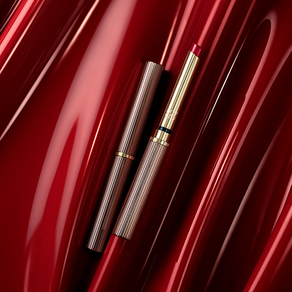 ピュア カラー スリック シャイン リップスティック / エスティ