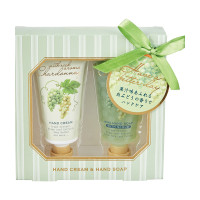 ハンドケアギフト / 30mL+30mL / みずみずしく爽やかなシャルドネの香り