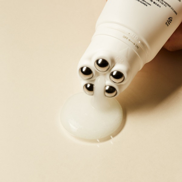 Vフィット ローラー クリーム 03