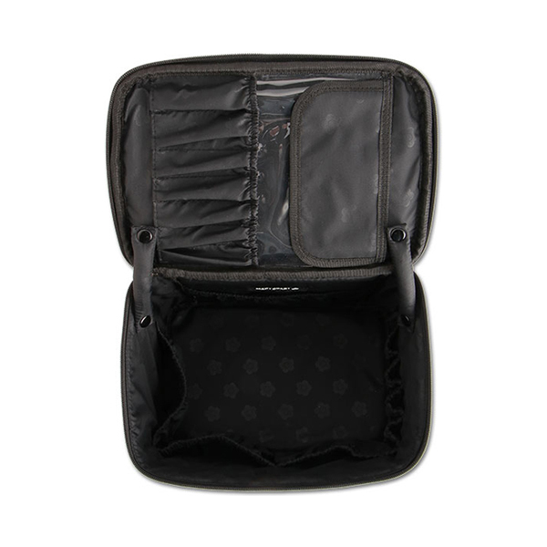 サフィアーノデイジーパッチ バニティXL / マリークワント(化粧ポーチ