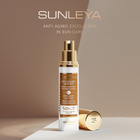 シスレー サンレイヤ AA サンケア SPF50+ 日焼け止めクリーム 50mL サンレイヤ AA サンケア SPF50+ / シスレー(日焼け止めクリーム