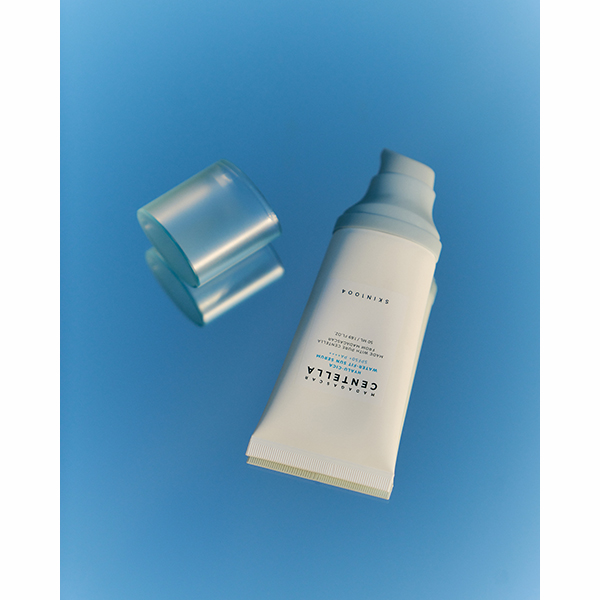 ヒアルーシカ ウォーターフィットサンセラム / SPF50+ / PA++++ / 50ml 1