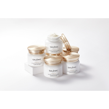 クチュール・スクレ・デクセランス ザ・アクティブアイクリーム 02