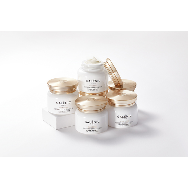 クチュール・スクレ・デクセランス ザ・アクティブアイクリーム