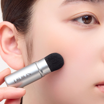 ORIGINAL FACE BRUSH 03