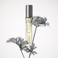 THREEエッセンシャルセンツ R01 LIKE A FLOWER 30ml エッセンシャルセンツ R / THREE(香水, 香水・ヘアフレグランス)の通販