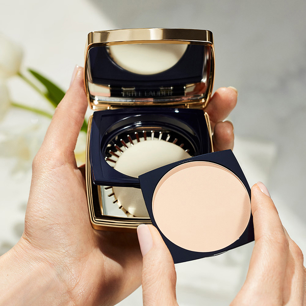 ESTEE LAUDER Re-Nutriv パウダーファンデーション02 楽天市場】エスティローダー ESTEE LAUDER リニュートリィブ