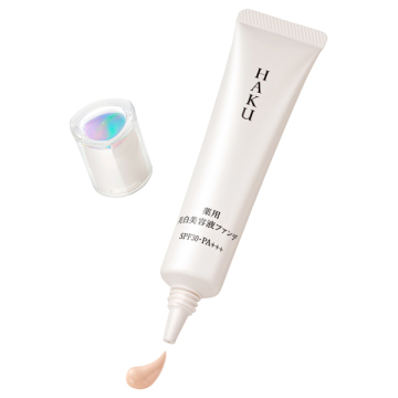 ブライトニングファンデ ーション ライトベージュキット 03