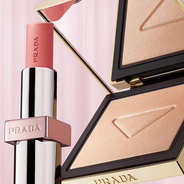 ライトグローイングパウダー / プラダ ビューティ(パウダーハイライト
