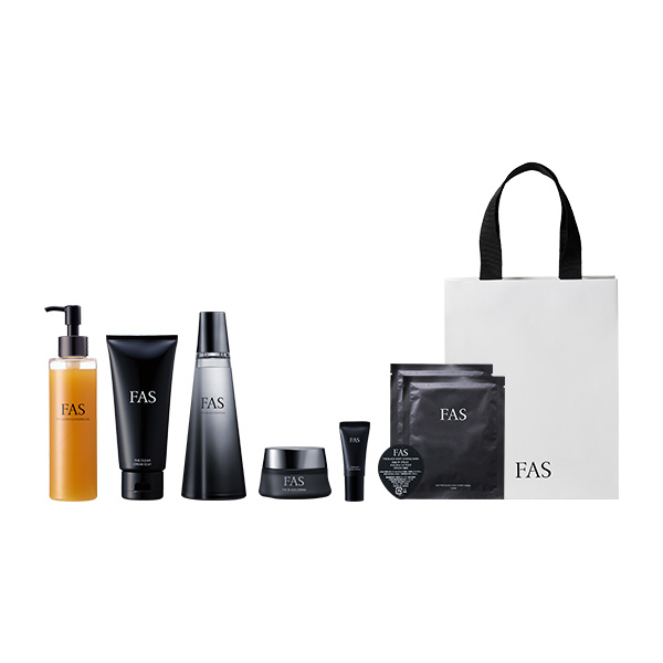 スペシャルキット 2025 / 180mL、110g、200mL、50g、3mL、2枚、2g、1枚