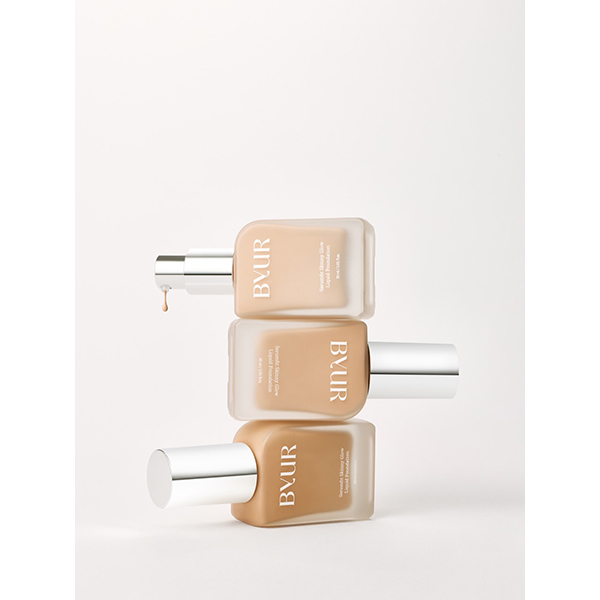 ByUR セラムフィット スキニー グローリキッドファンデーション 17 21 セラムフィット スキニー グローリキッドファンデーション | ByUR