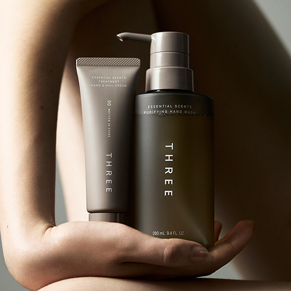 エッセンシャルセンツ ピュリファイング ハンドウォッシュ / THREE