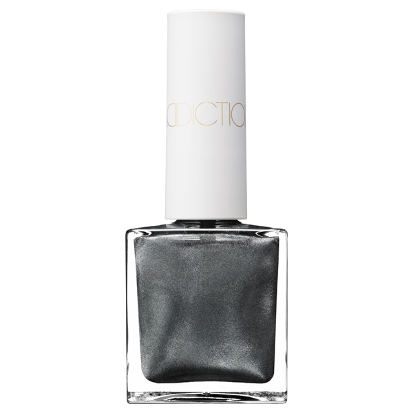 ザ マグネット ネイルポリッシュ “アンアースド ラスター” / 102MG Charcoal Glitz / 12mL