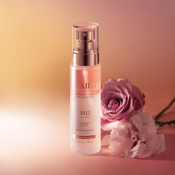 プロフェッショナルヘアパフュームセラム 03