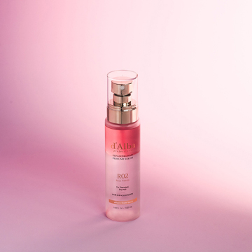 プロフェッショナルヘアパフュームセラム 05