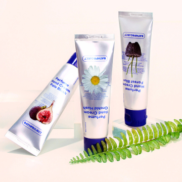 BATHPROJECT PERFUME HAND CREAM PALE BLUSH 03