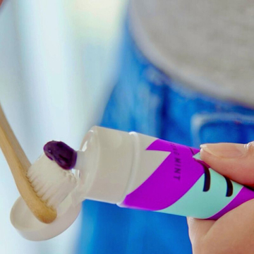 ホワイトニング トゥースジェル 03