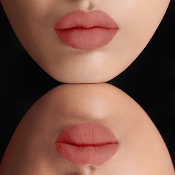 バーバリー キス マット 03