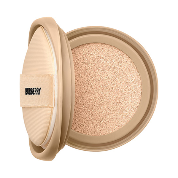 バーバリー ビヨンド ウェア パーフェクティング マット クッション<SPF15> / 20 FAIR COOL / 14g / レフィル / ナチュラルでマットな仕上がり