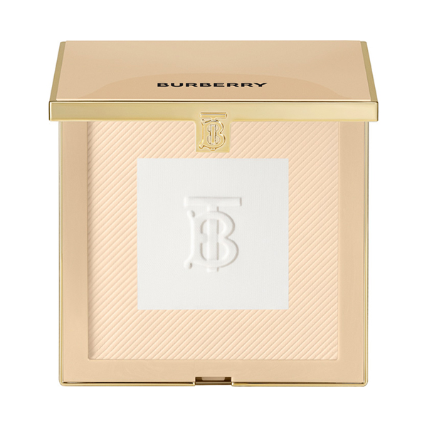 バーバリー ビヨンド ウェア セッティング & リファイニング パウダー / 01 FAIR / 11g / 軽く、乾燥しにくいフォーミュラ