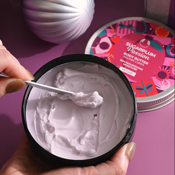 ホリデー ボディケアセット シュガープラムパッション 02