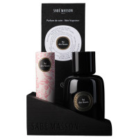 100ml、5g / ローズをメインに、女性らしいフローラ…