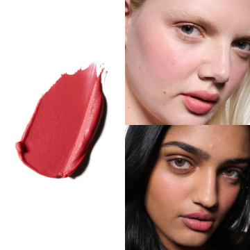 パウダー キス リップ + チーク ムース 02