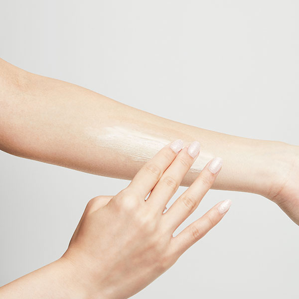 ボディウォッシュ BEE ショコラ / 190ml / 限定品 / 芳醇なビターショコラの香り 1