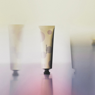 サクラ チェリー ブロッサム ハンド クリーム 02