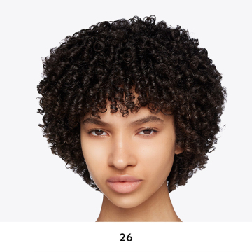 グッチ グロウ スキン ティント 04