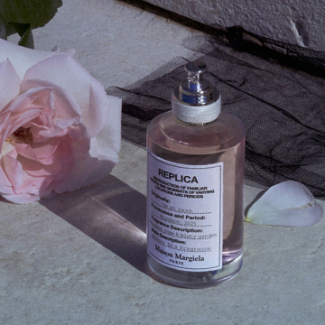 レプリカ オードトワレ アップ アット ドーン 04