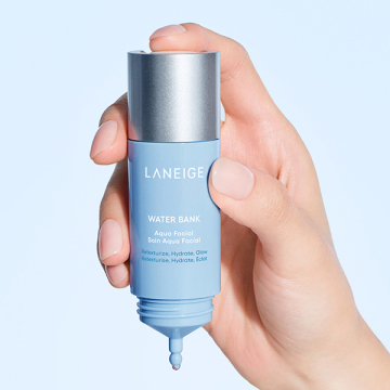 ウォーターバンク アクアフェイシャル 04