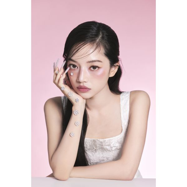 パウダー ブラッシュ ブルーム / 09:コイゾラピンク / 7g / 本体 1