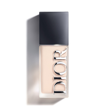 ディオール フォーエヴァー フルイド スキン ウェア