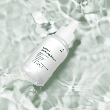 カームセブンスージングセラム 03