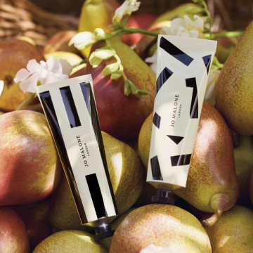 イングリッシュ ペアー & スイート ピー ハンド クリーム 04